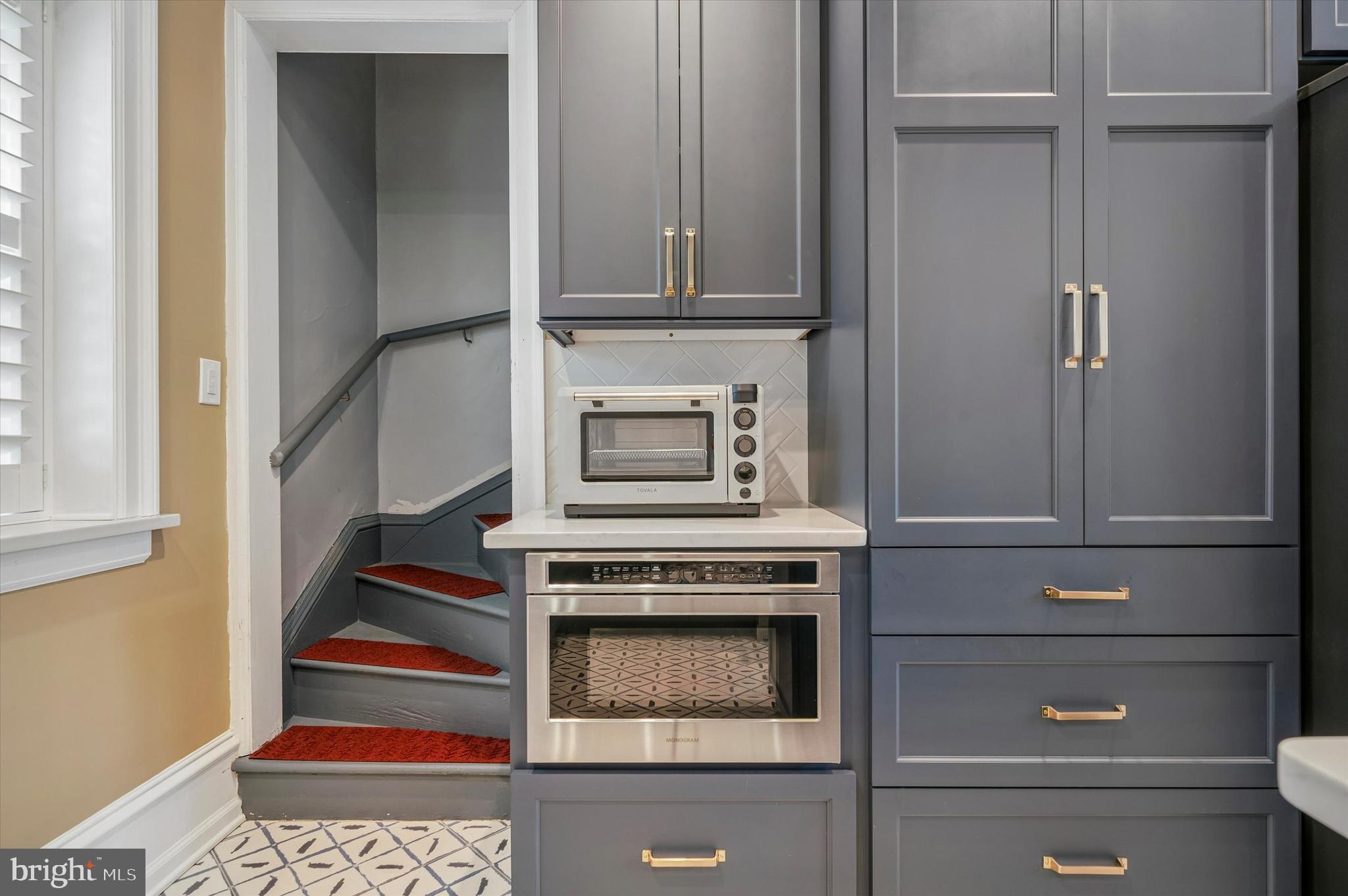 6482 Sherwood Road Philadelphia, PA 19151 - Photo 18 of 48