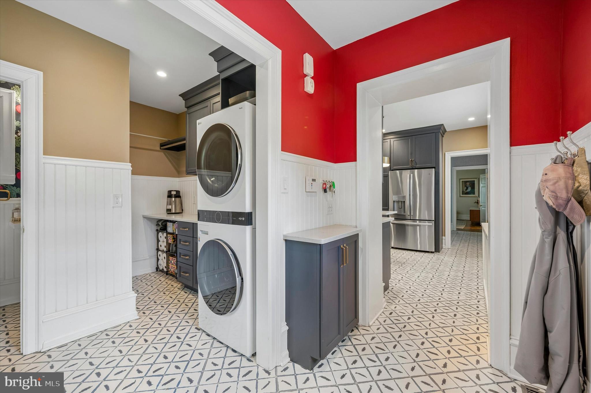 6482 Sherwood Road Philadelphia, PA 19151 - Photo 21 of 48