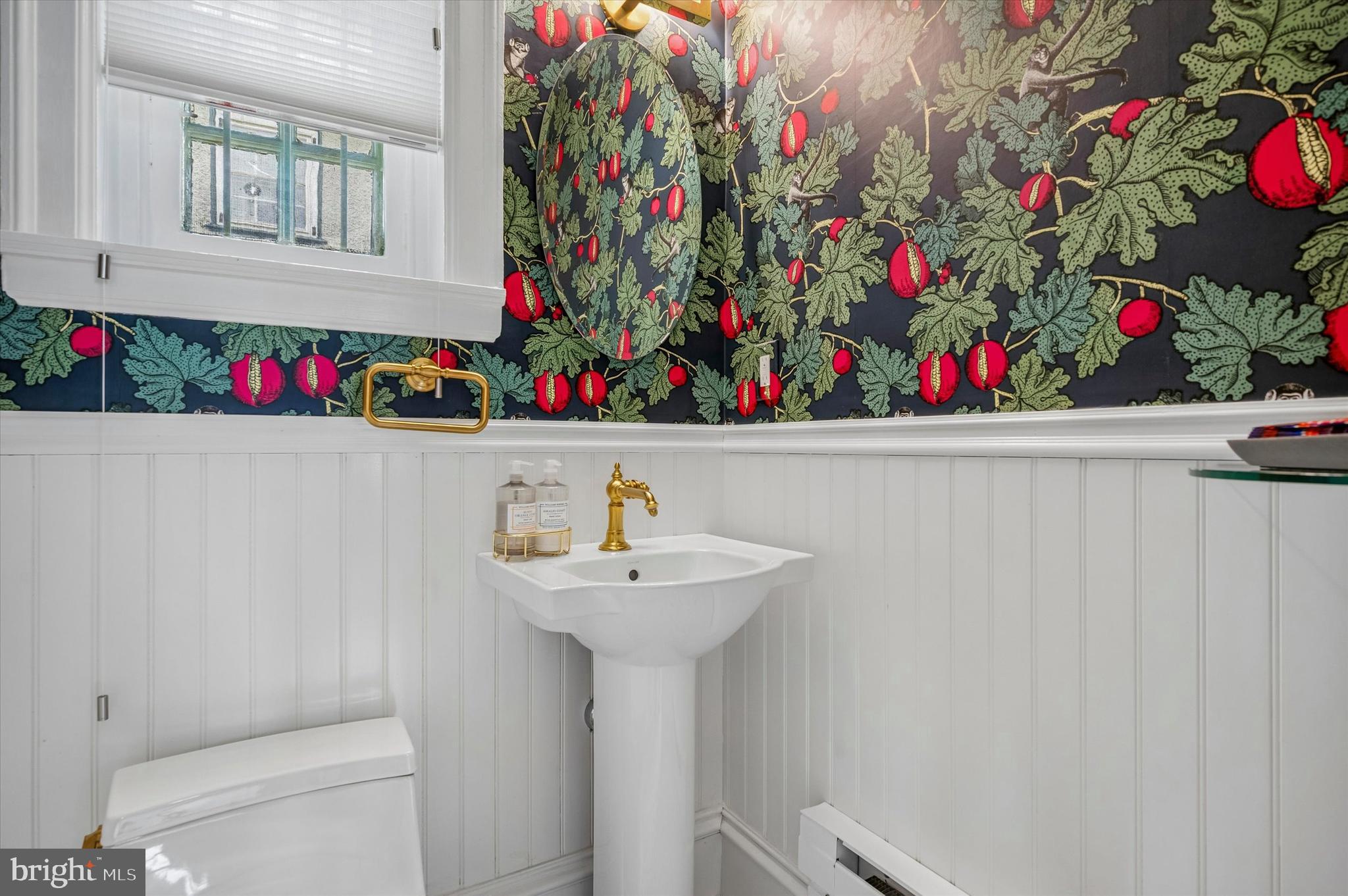 6482 Sherwood Road Philadelphia, PA 19151 - Photo 23 of 48