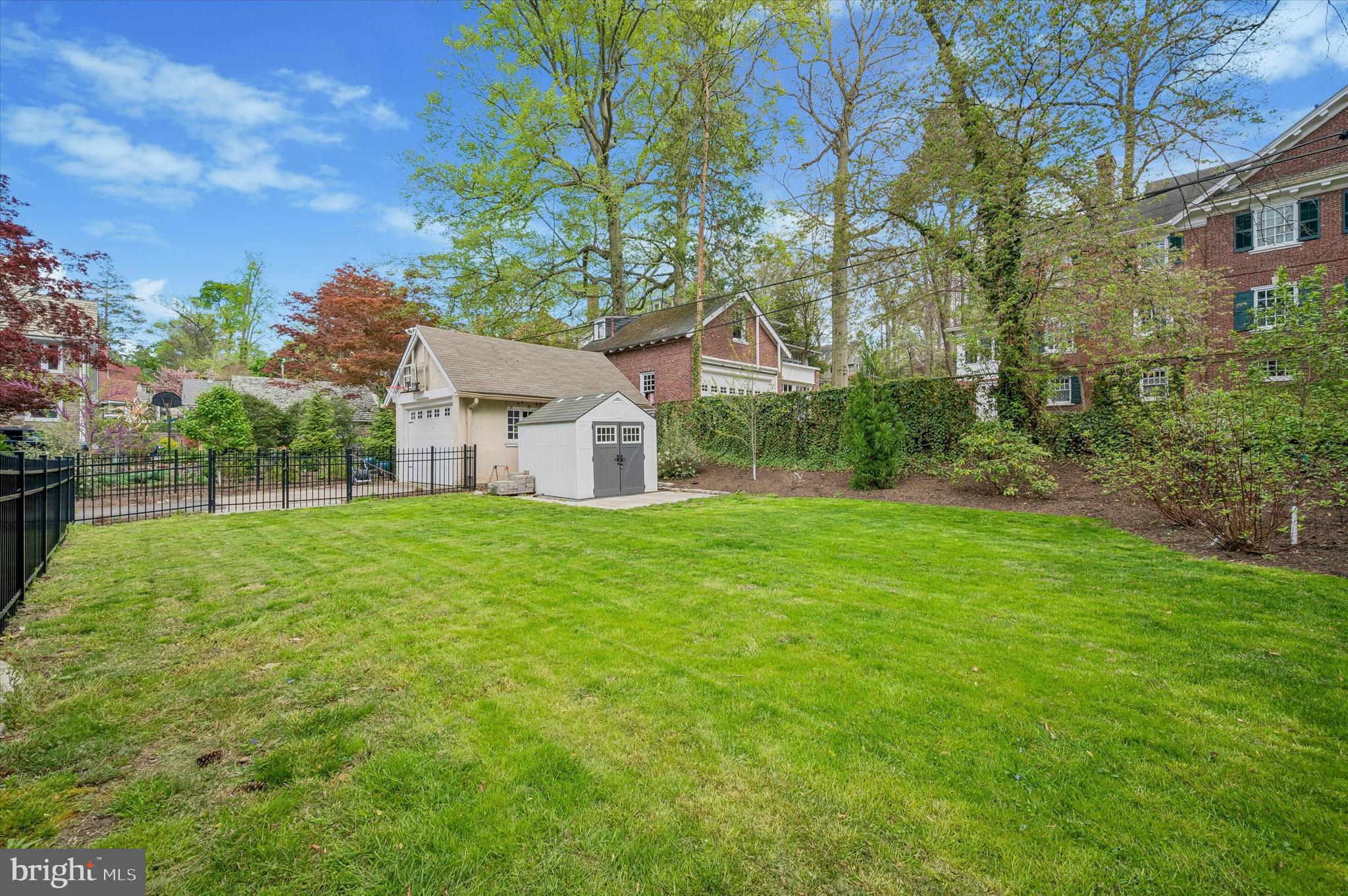 6482 Sherwood Road Philadelphia, PA 19151 - Photo 42 of 48