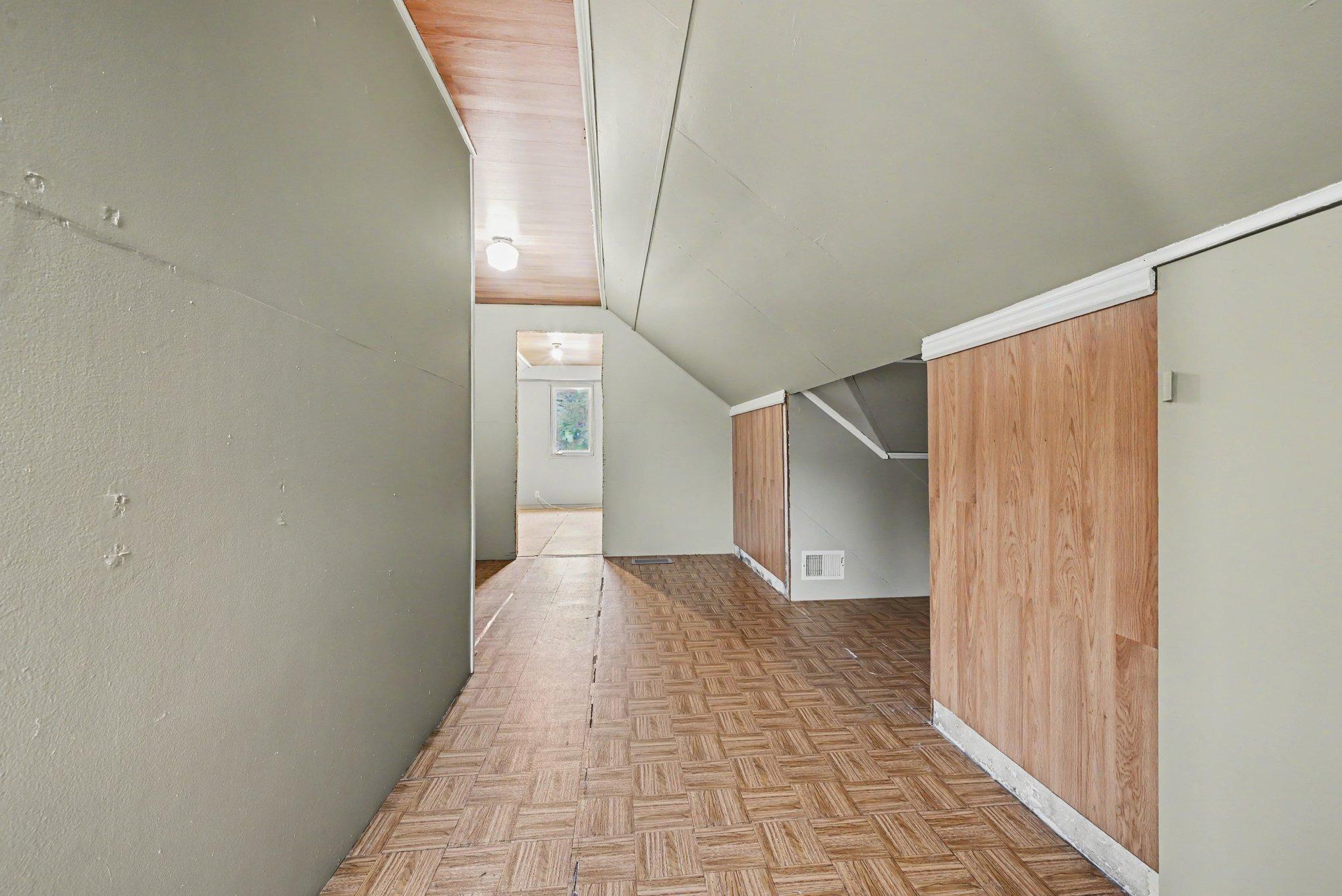 5422 Madison Street Northeast Minneapolis, MN 55421 - Photo 22 of 35