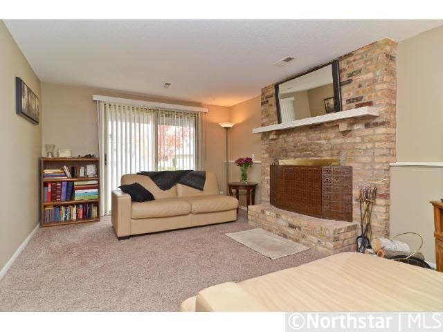 10403 Decatur Avenue South Bloomington, MN 55438 - Photo 13 of 16 Gallery Image 13