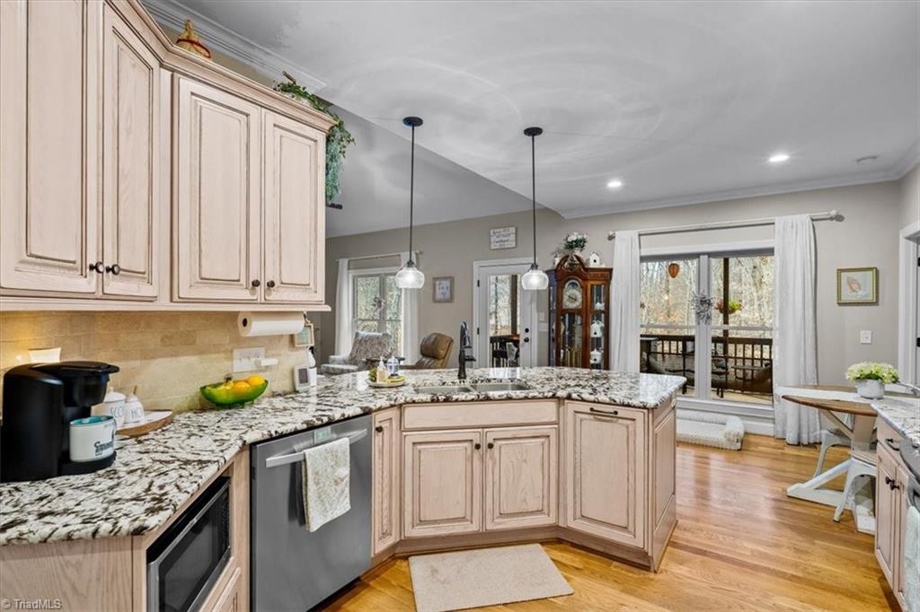 270 Morning Glory Road Madison, NC 27025 - Photo 19 of 50