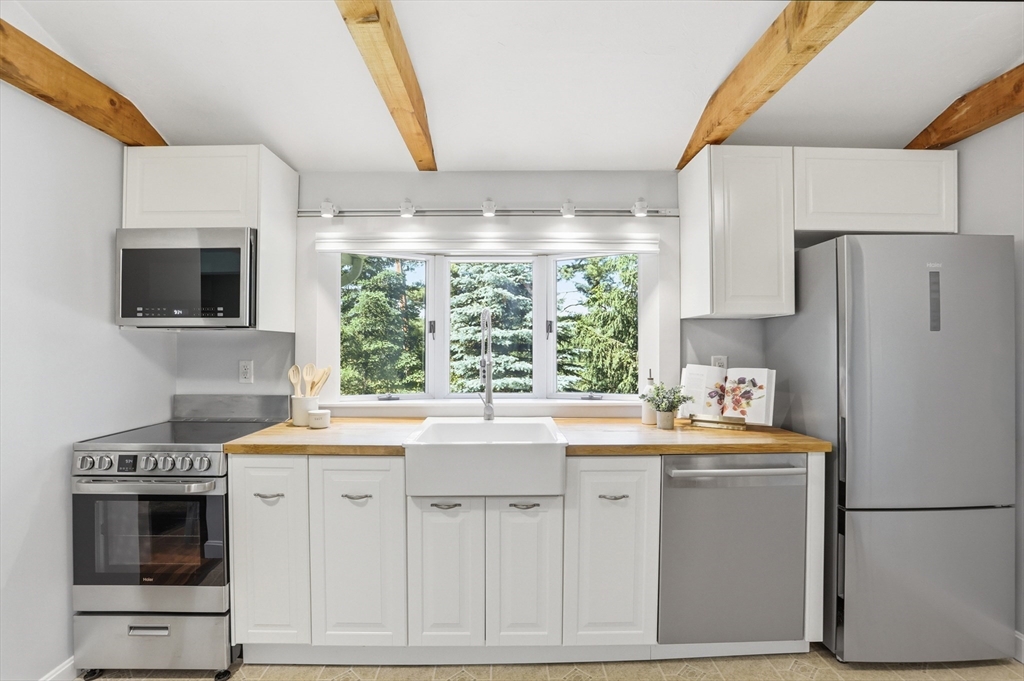 116 White Pond Road Stow, MA 01775 - Photo 8 of 27
