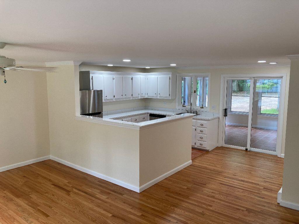 173 Dunns Pond Road Hyannis, MA 02601 - Photo 9 of 21 IMG_6092
