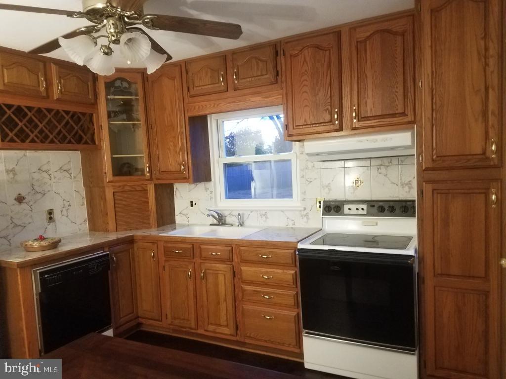 308 North 5 Points Road West Chester, PA 19380 - Photo 4 of 14 Gallery Image 4