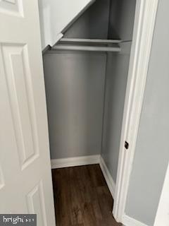 1047 Patapsco Baltimore, MD 21225 - Photo 6 of 23