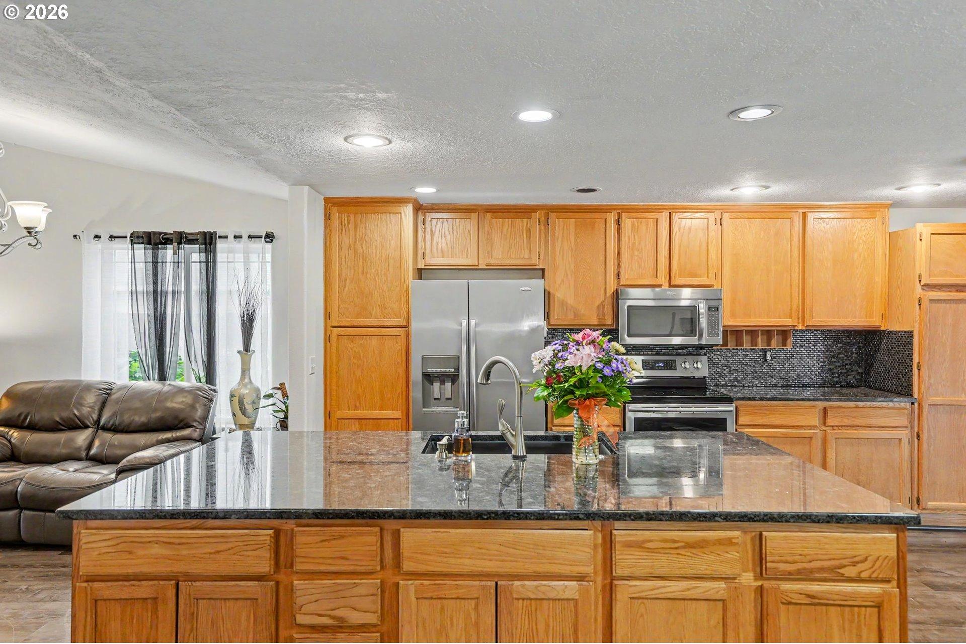 414 Edwards Road South Monmouth, OR 97361 - Photo 13 of 35 Gallery Image 13