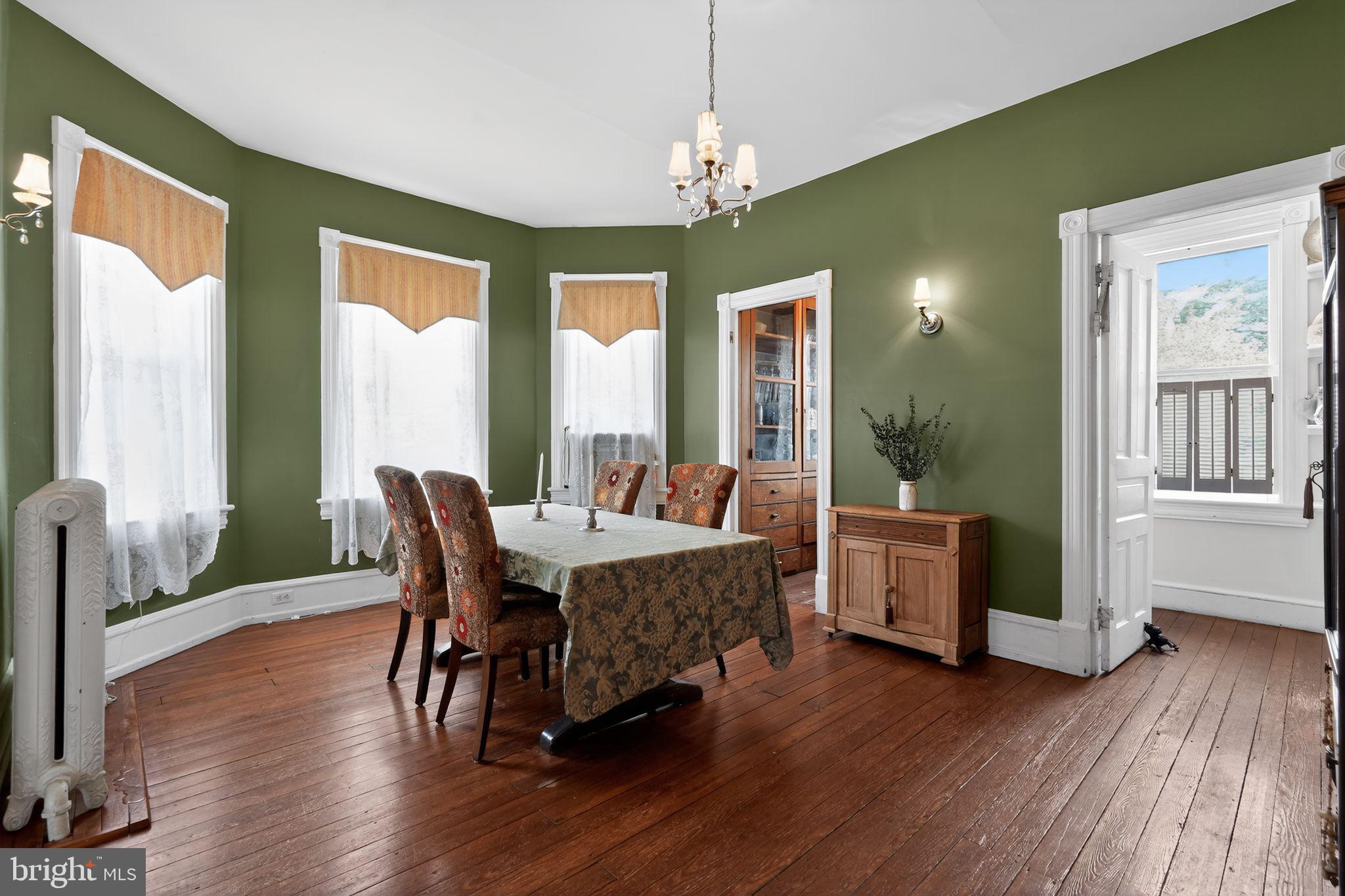 704 Main Street Riverton, NJ 08077 - Photo 13 of 40