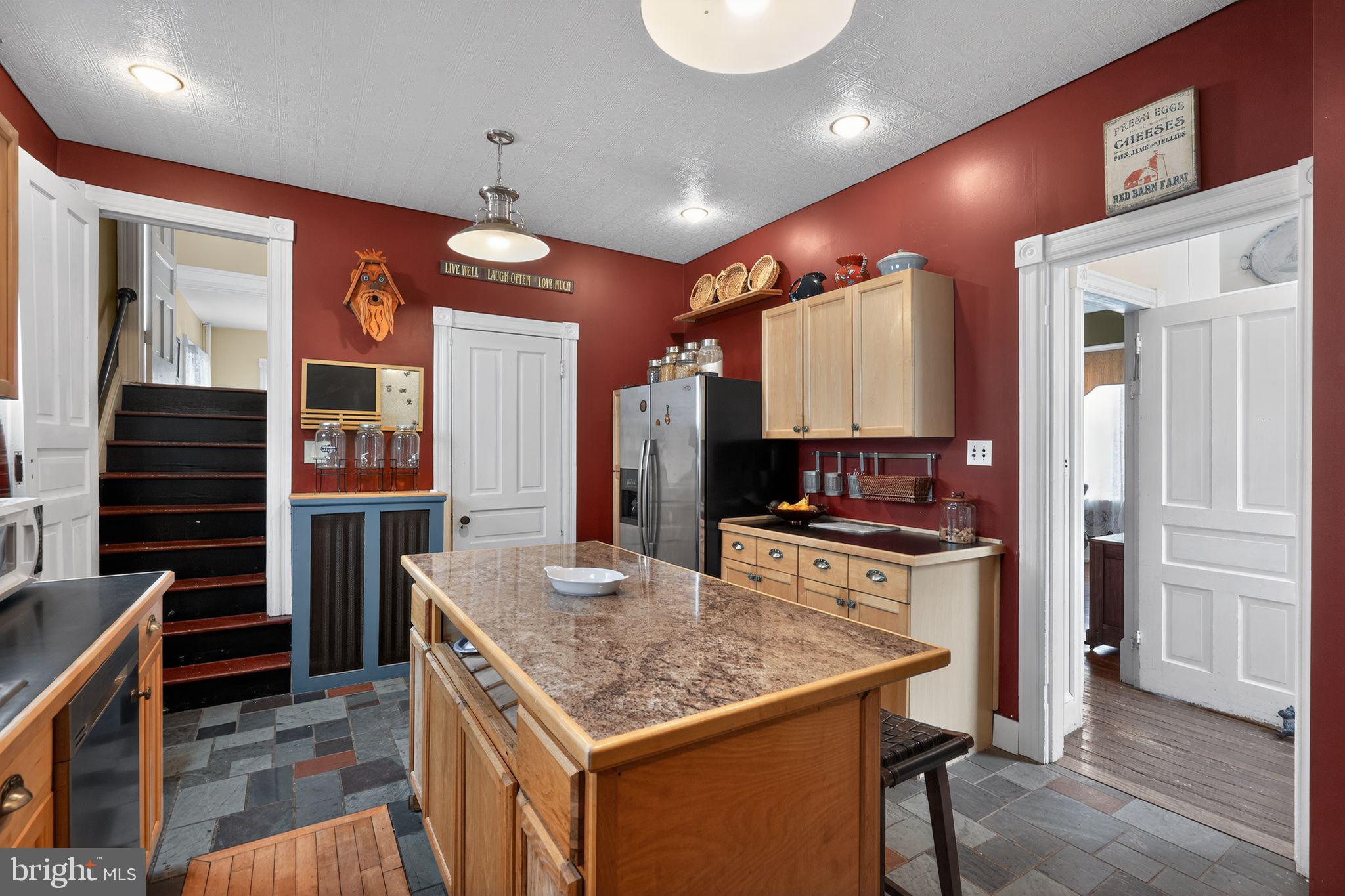 704 Main Street Riverton, NJ 08077 - Photo 17 of 40