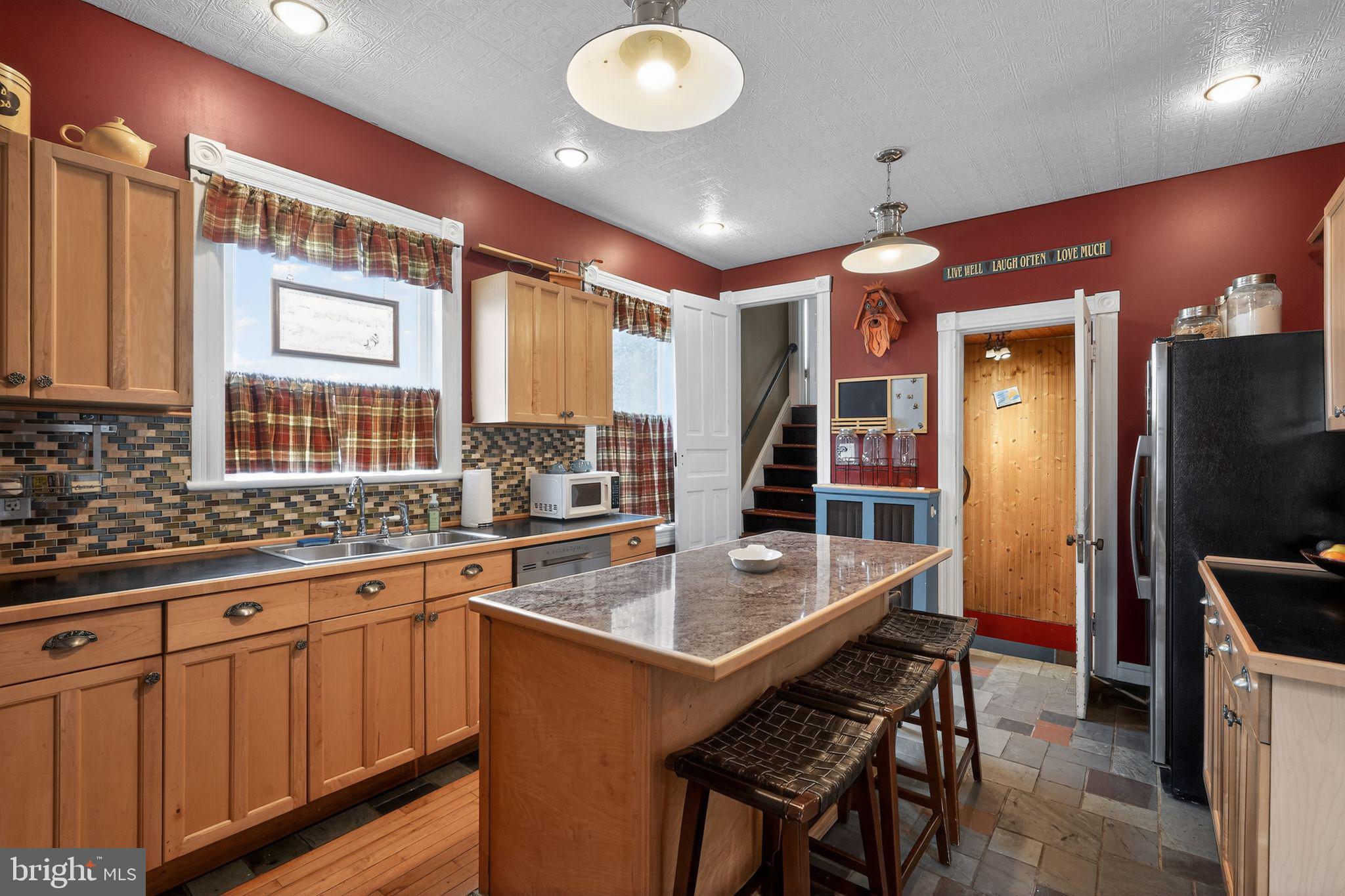 704 Main Street Riverton, NJ 08077 - Photo 19 of 40