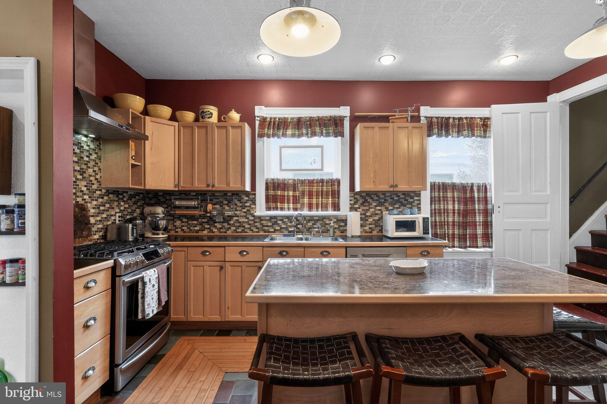 704 Main Street Riverton, NJ 08077 - Photo 20 of 40