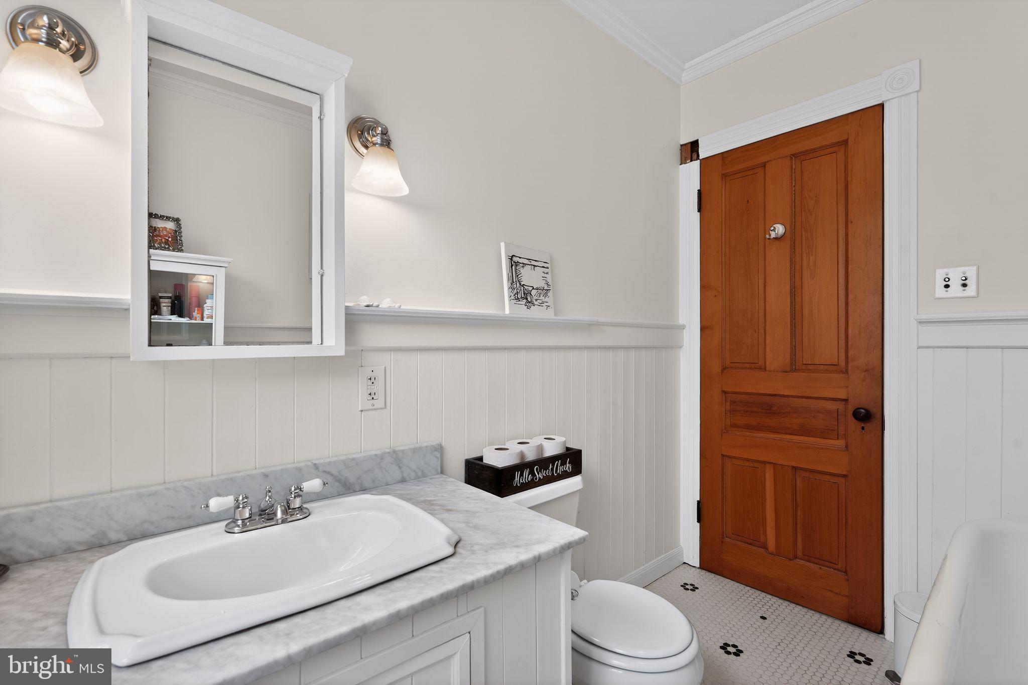 704 Main Street Riverton, NJ 08077 - Photo 26 of 40