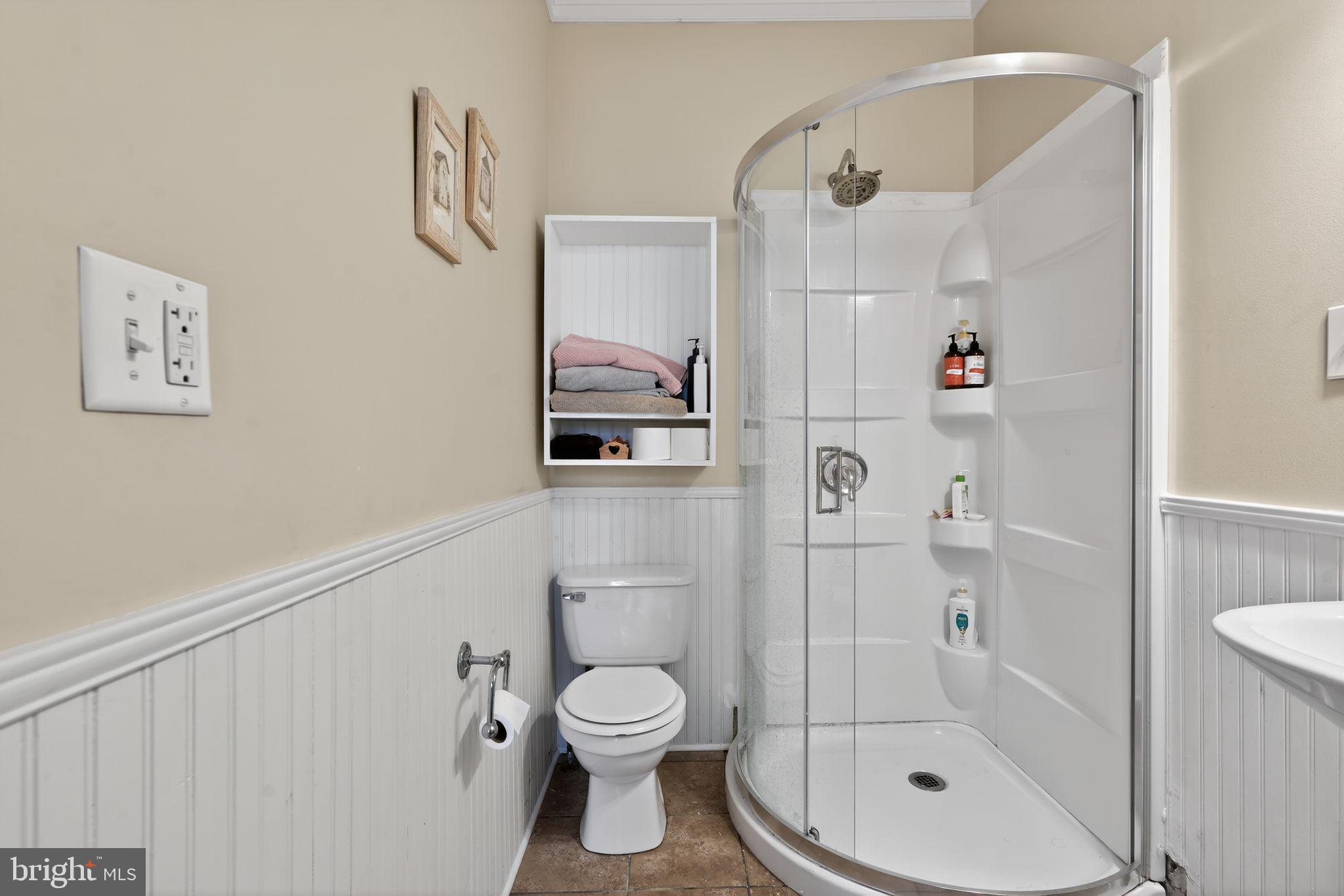 704 Main Street Riverton, NJ 08077 - Photo 34 of 40