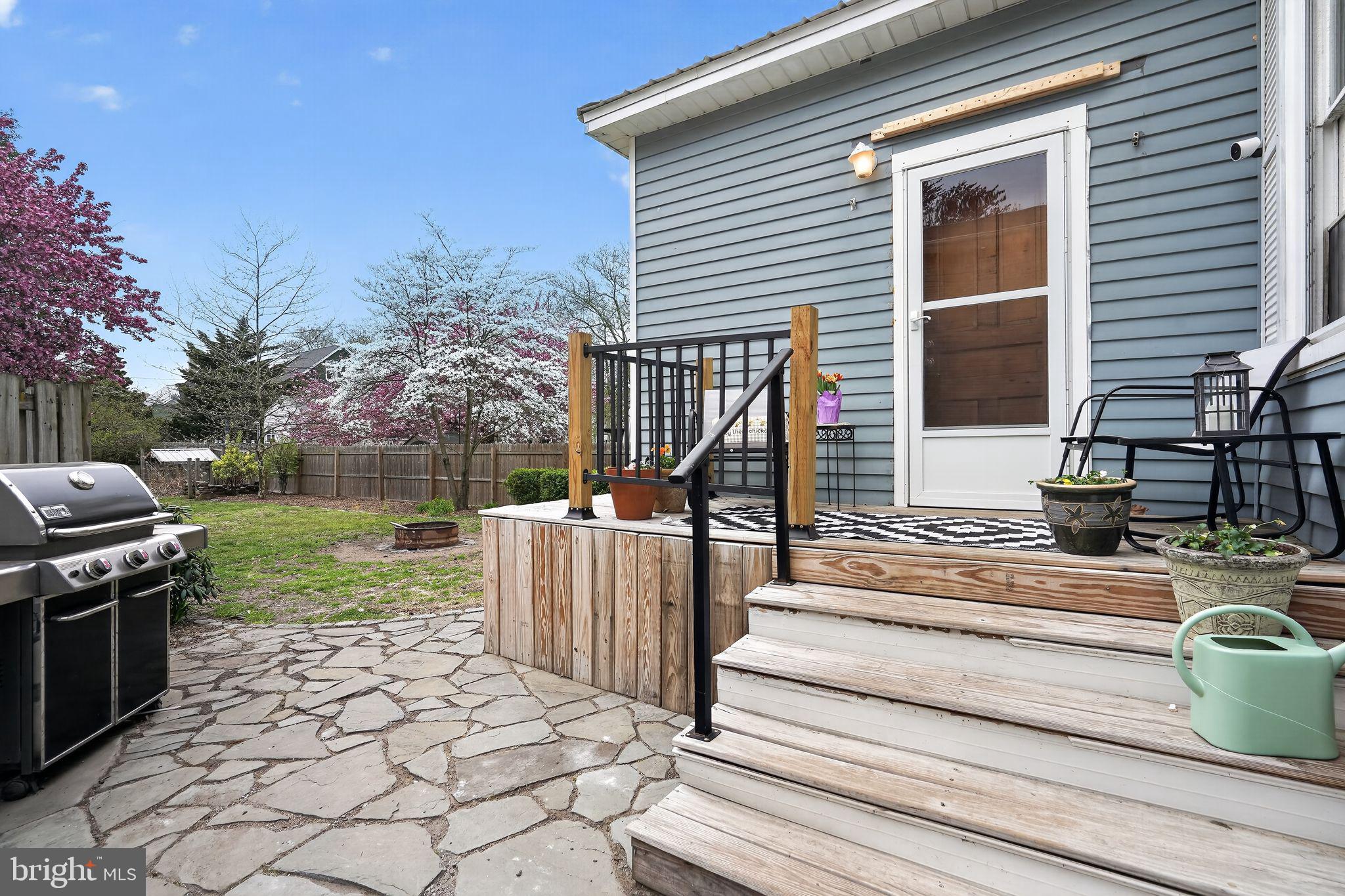 704 Main Street Riverton, NJ 08077 - Photo 36 of 40