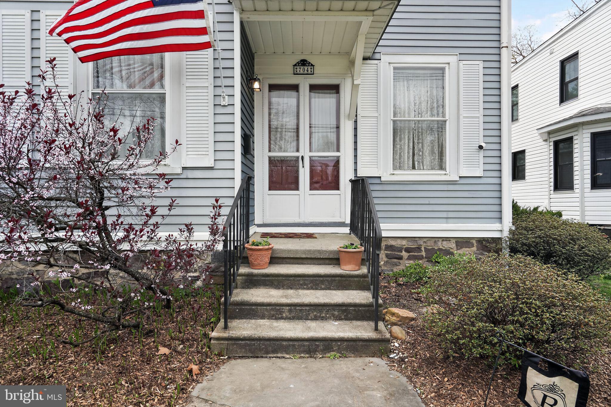 704 Main Street Riverton, NJ 08077 - Photo 5 of 40