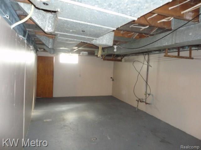 20194 Steel Street Detroit, MI 48235 - Photo 10 of 11