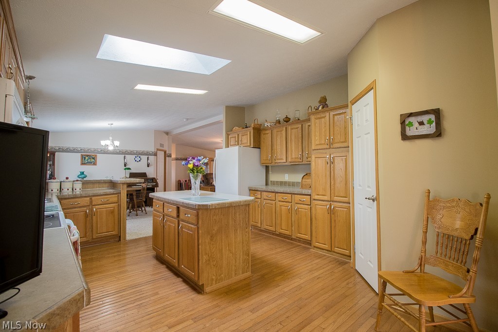 681 Woodlawn Road Chardon, OH 44024 - Photo 20 of 35