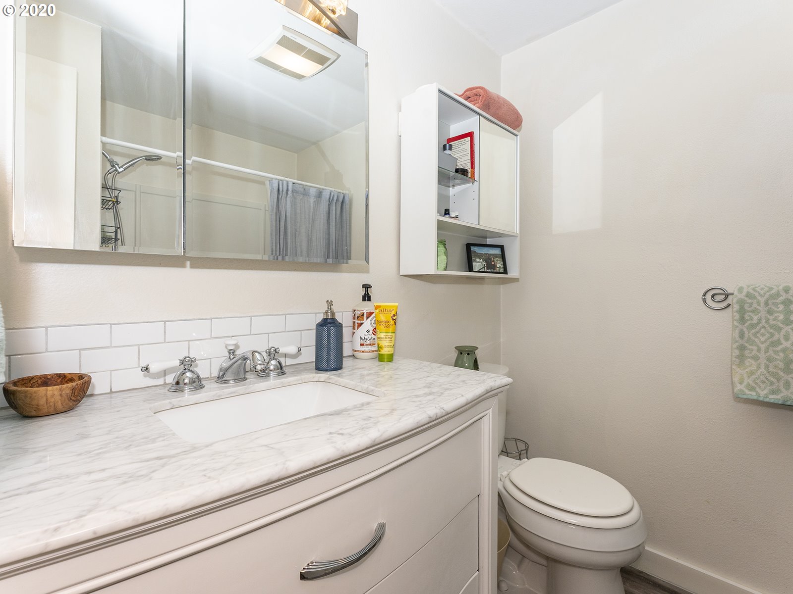12642 Northwest Barnes Road Portland, OR 97229 - Photo 18 of 30 Gallery Image 18