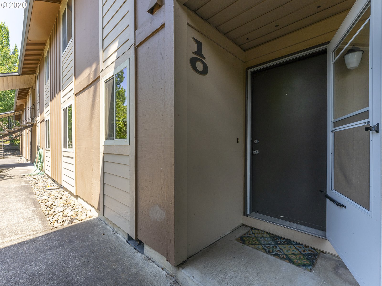 12642 Northwest Barnes Road Portland, OR 97229 - Photo 3 of 30 Gallery Image 3
