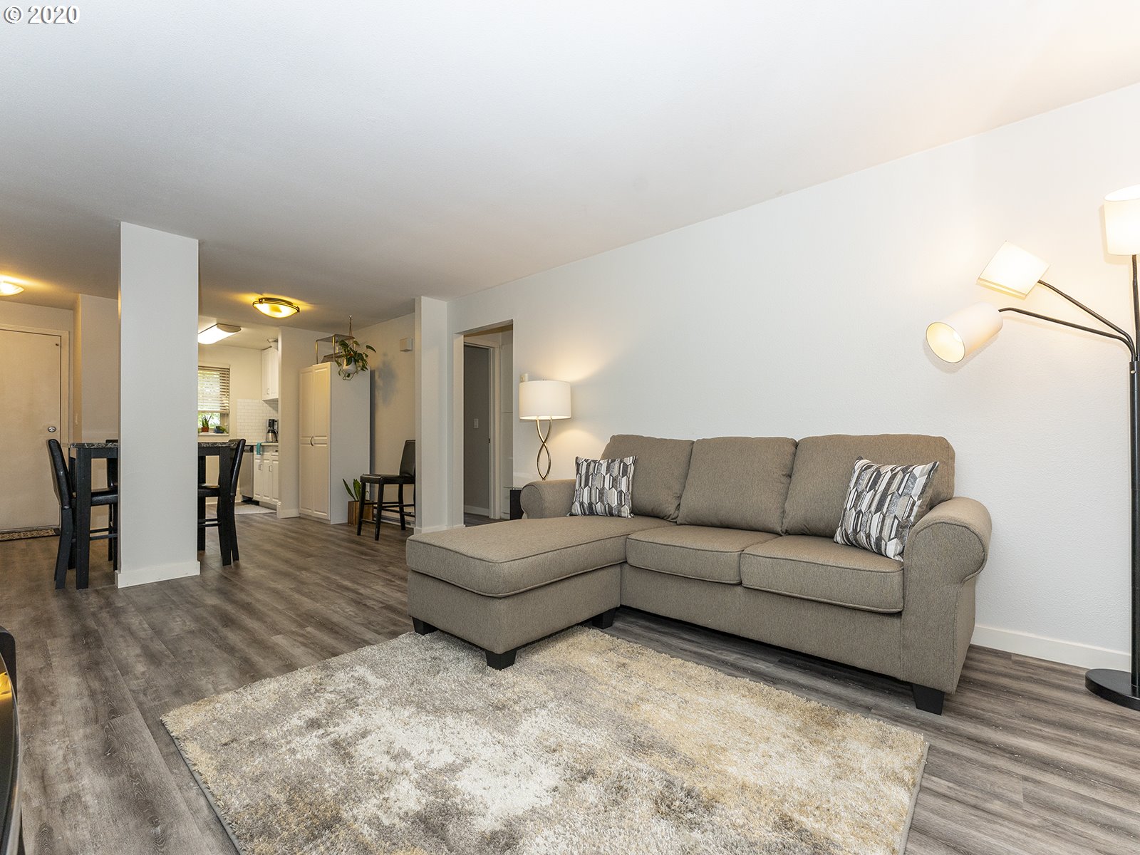 12642 Northwest Barnes Road Portland, OR 97229 - Photo 6 of 30 Gallery Image 6
