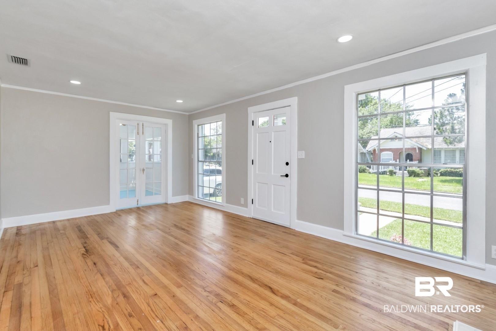 359 Tuttle Avenue Mobile, AL 36604 - Photo 7 of 23