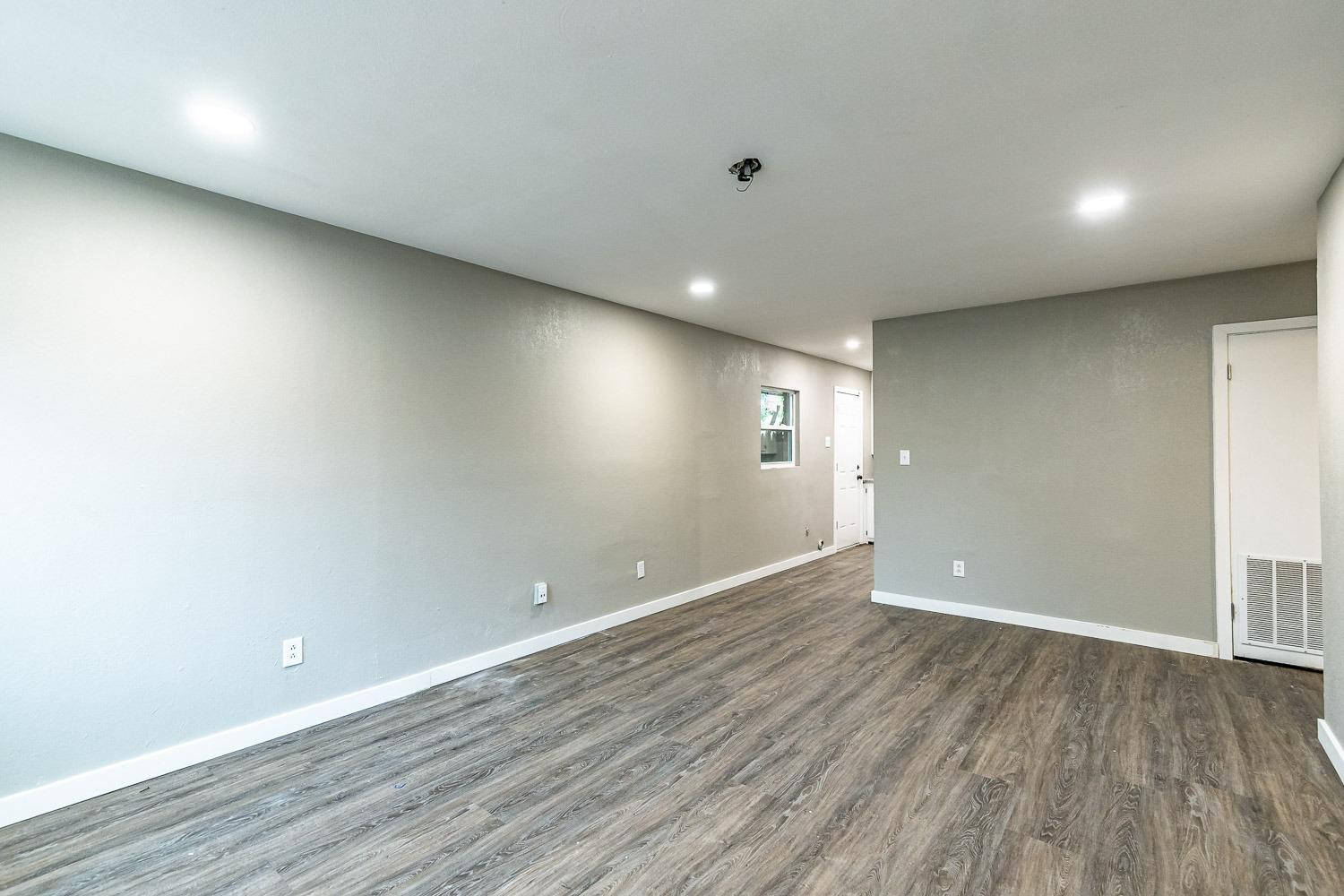 2104 22nd Street Lubbock, TX 79411 - Photo 20 of 33 Photo 20