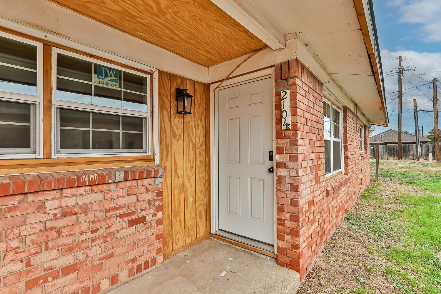 2104 22nd Street Lubbock, TX 79411 - Photo 3 of 33 Front Exterior Unit B