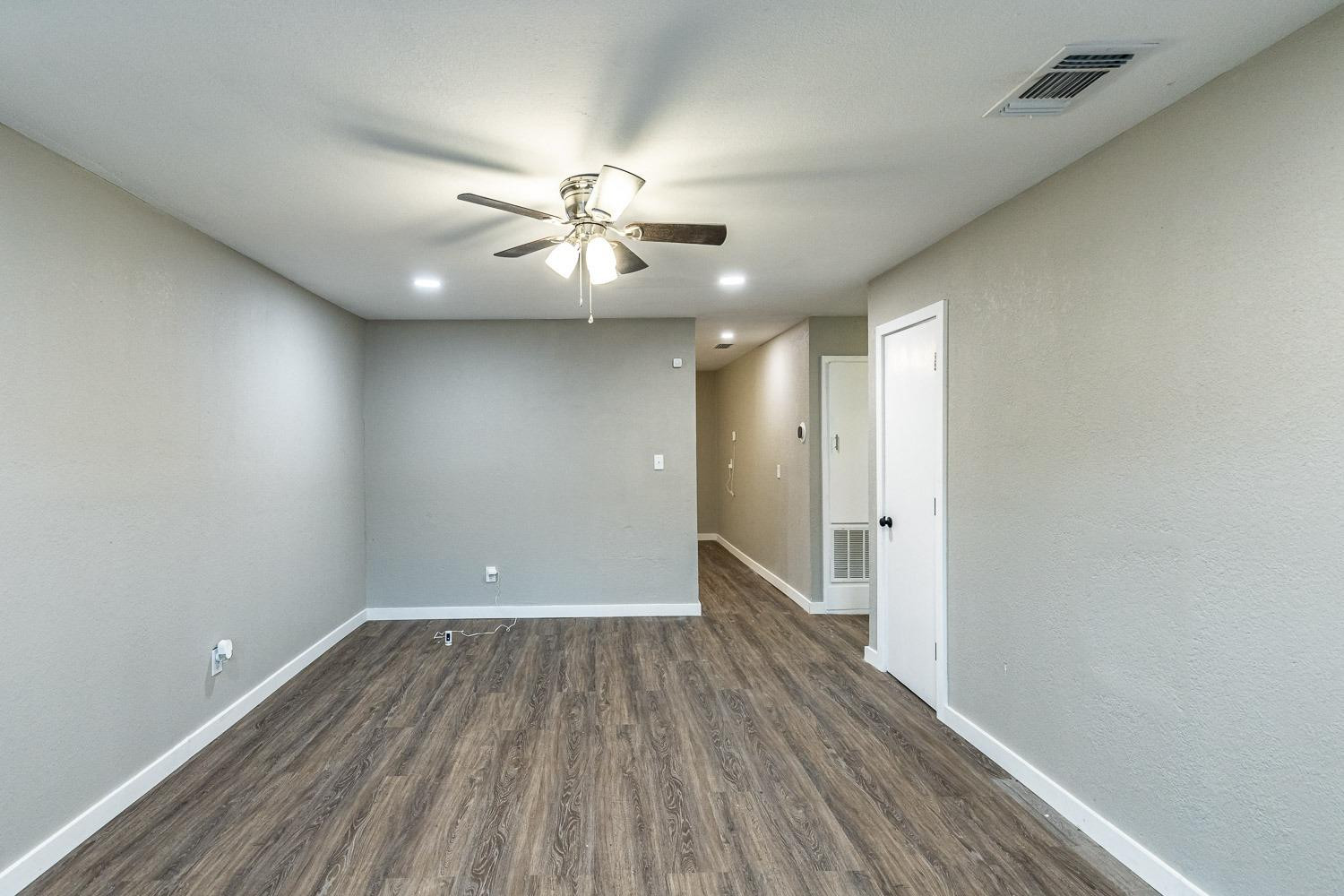 2104 22nd Street Lubbock, TX 79411 - Photo 6 of 33 Photo 6