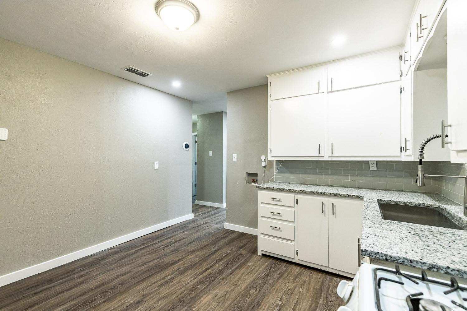 2104 22nd Street Lubbock, TX 79411 - Photo 10 of 33 Photo 10