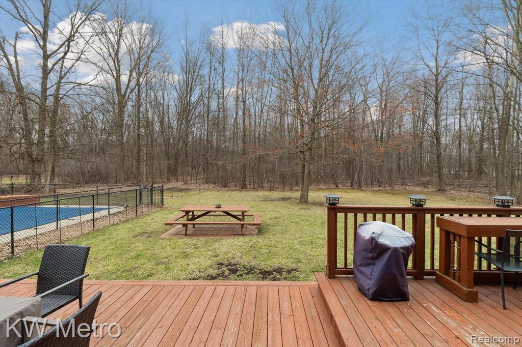 22825 Merriman Road New Boston, MI 48164 - Photo 45 of 54 Gallery Image 45