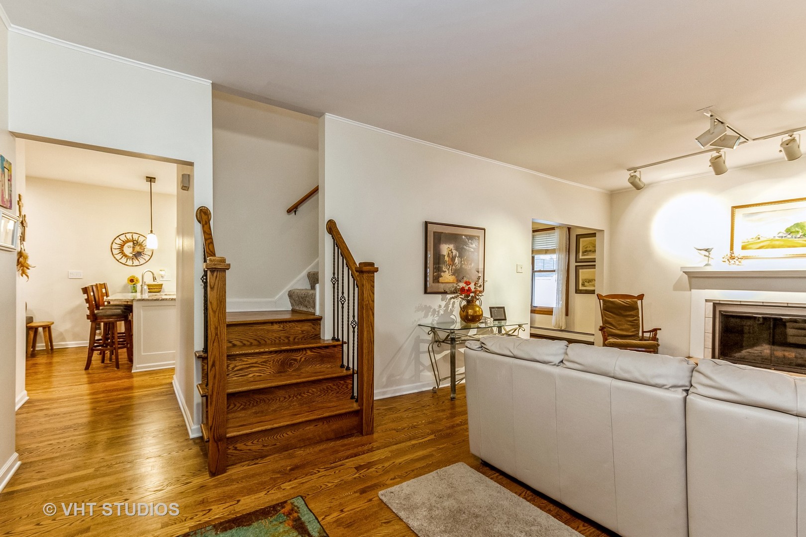 1814 Pine Road Homewood, IL 60430 - Photo 2 of 15 Gallery Image 2