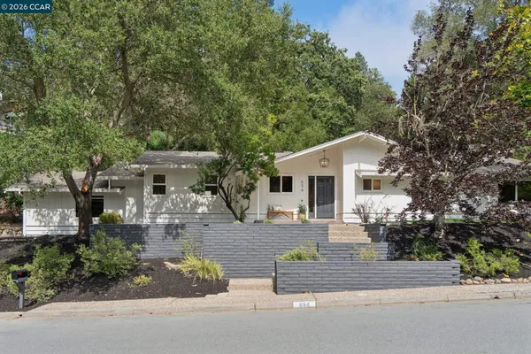 $1,595,000 | 694 Glorietta Boulevard, Lafayette, CA 94549