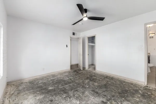 a view of walk in closet