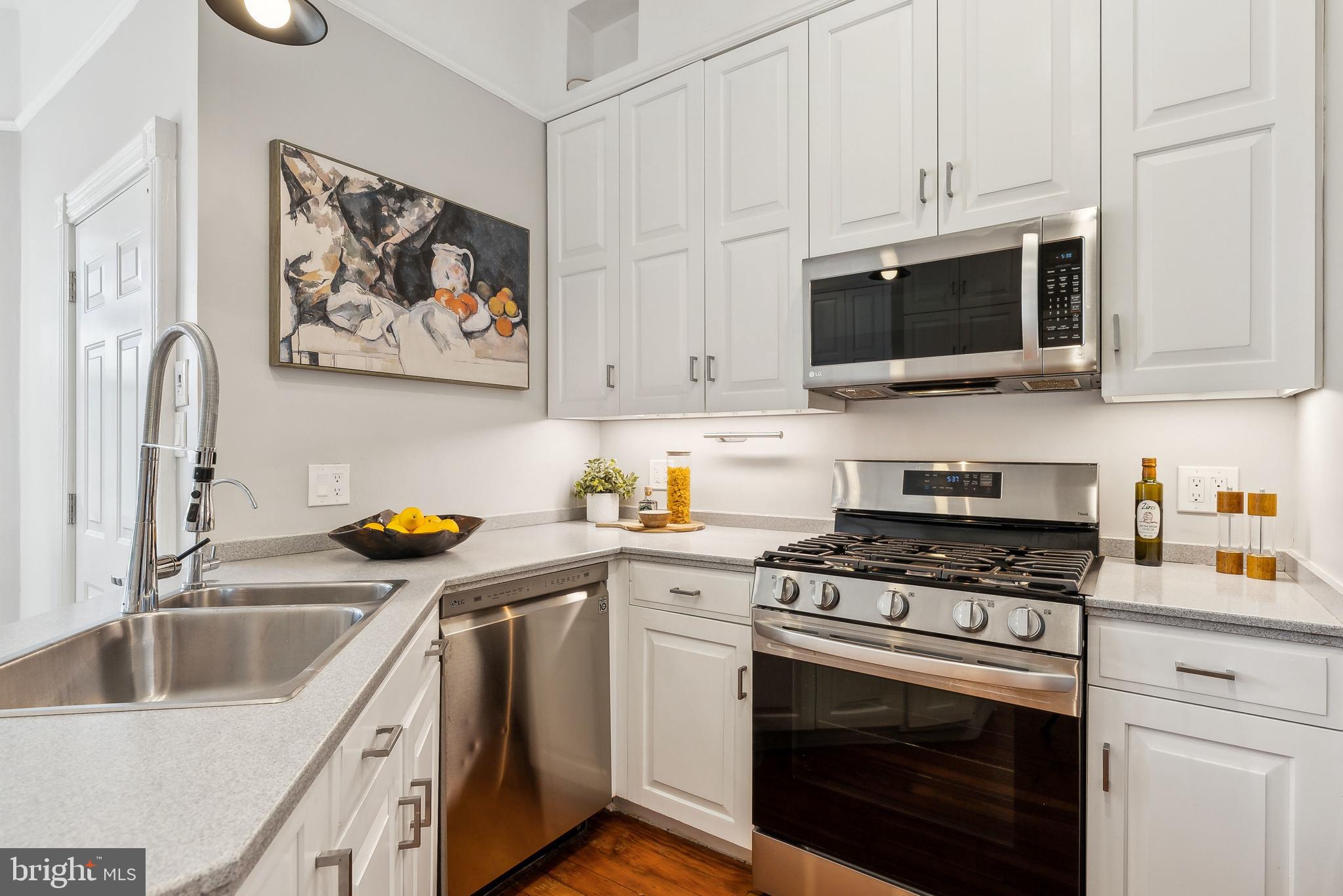 2008 R Street Northwest Washington, DC 20009 - Photo 18 of 53