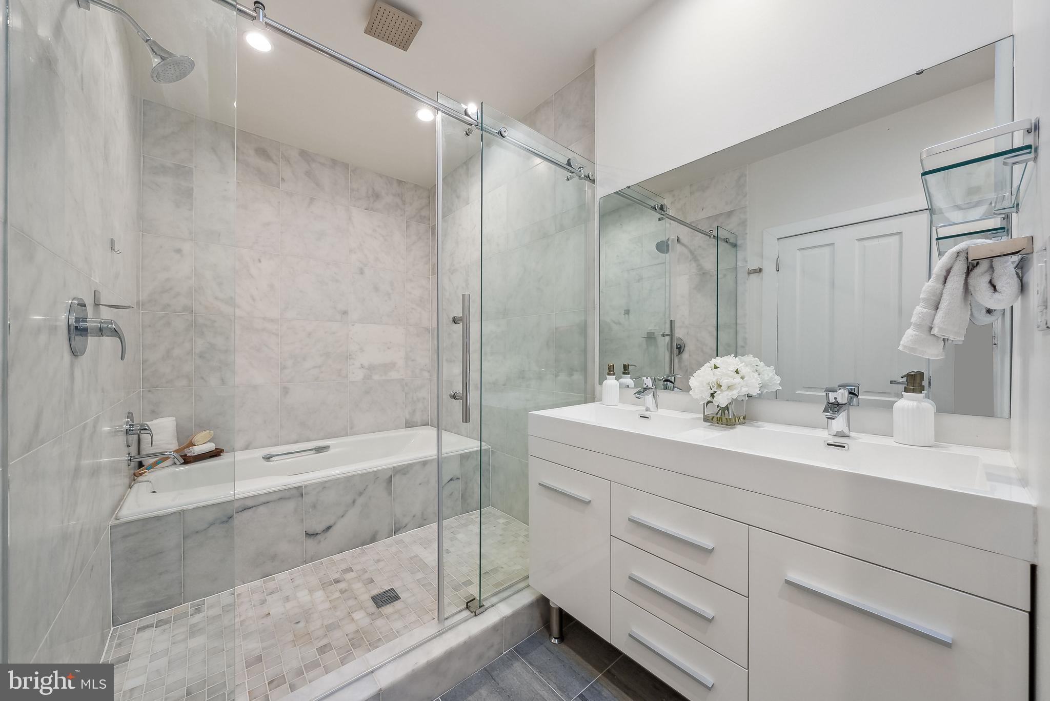 2008 R Street Northwest Washington, DC 20009 - Photo 30 of 53