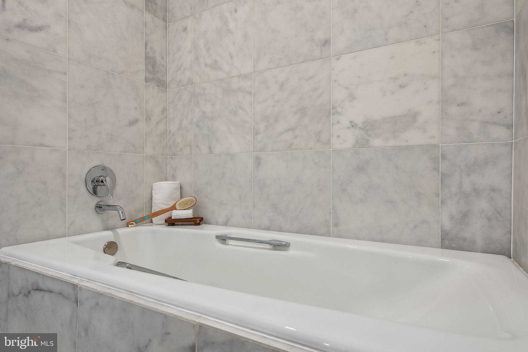 2008 R Street Northwest Washington, DC 20009 - Photo 31 of 53