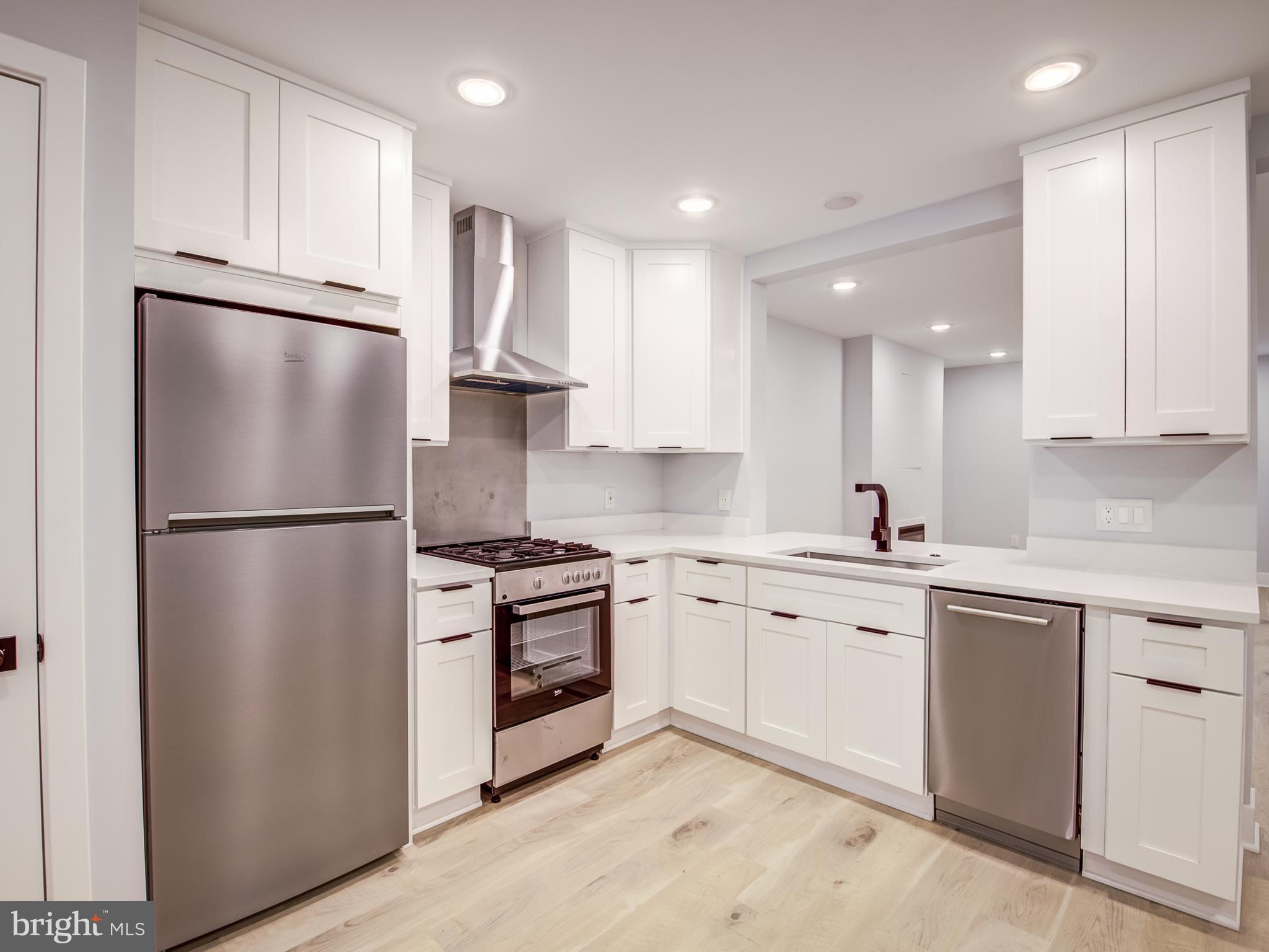 2008 R Street Northwest Washington, DC 20009 - Photo 45 of 53