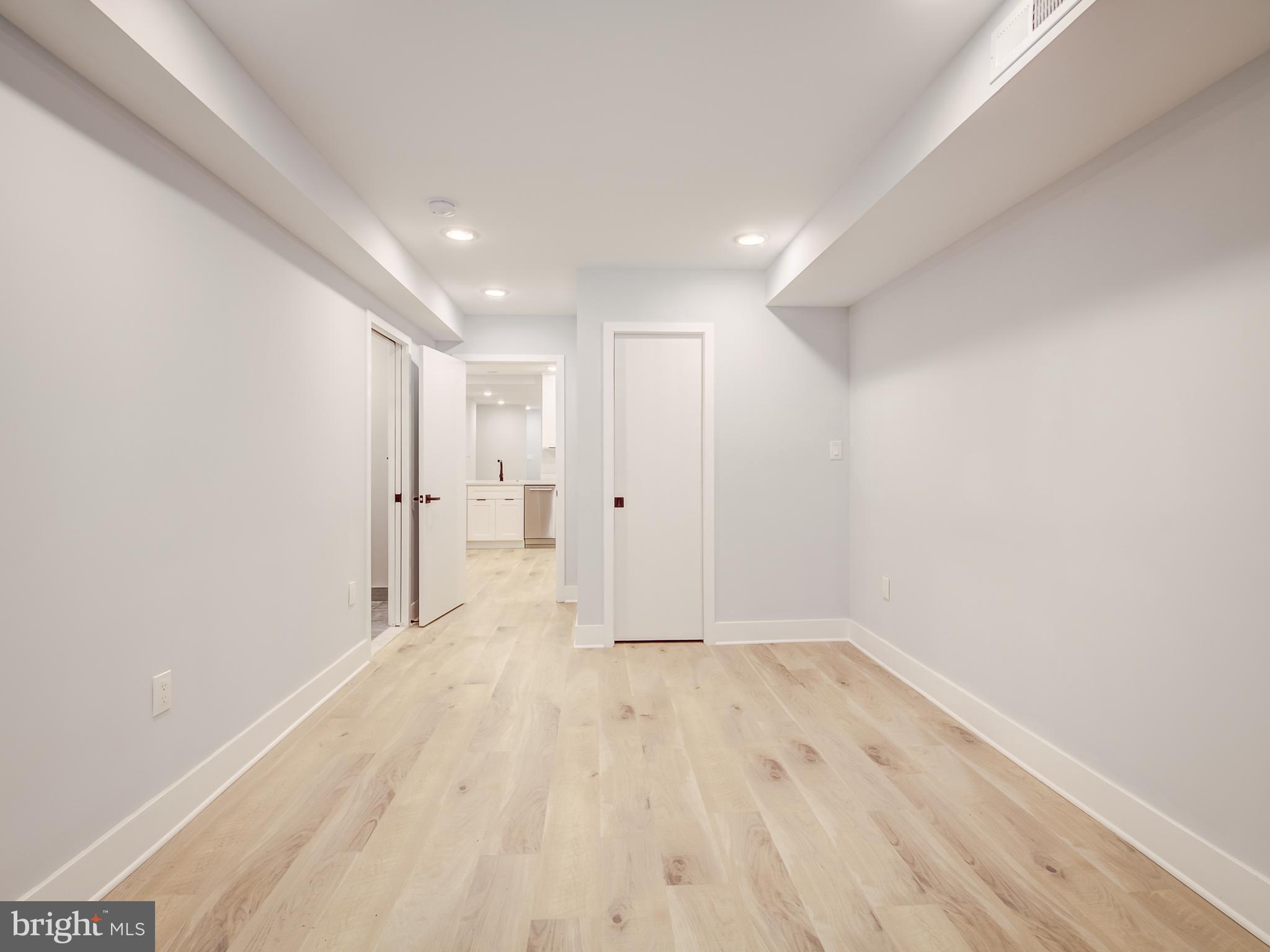 2008 R Street Northwest Washington, DC 20009 - Photo 49 of 53