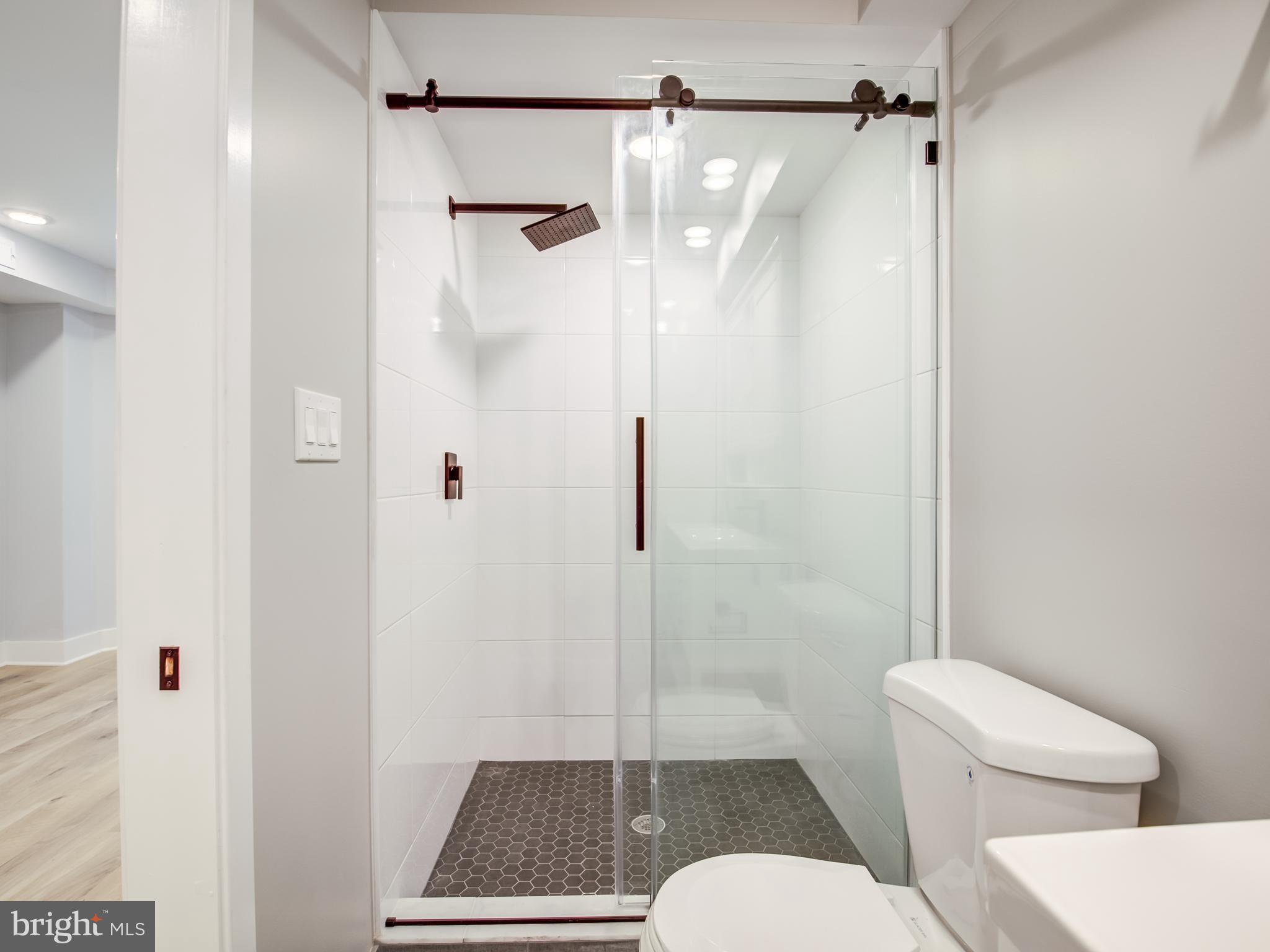 2008 R Street Northwest Washington, DC 20009 - Photo 51 of 53