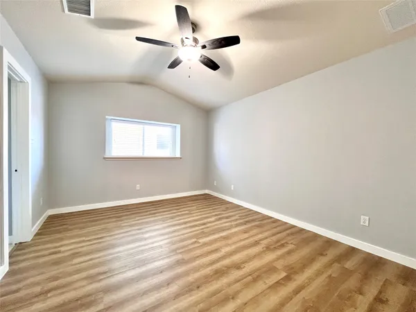 $2,100 | 1517 Big Thicket Drive, Cedar Park, TX 78613