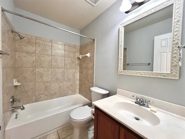 $2,100 | 1517 Big Thicket Drive, Cedar Park, TX 78613
