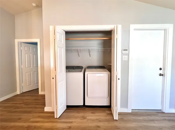 $2,100 | 1517 Big Thicket Drive, Cedar Park, TX 78613