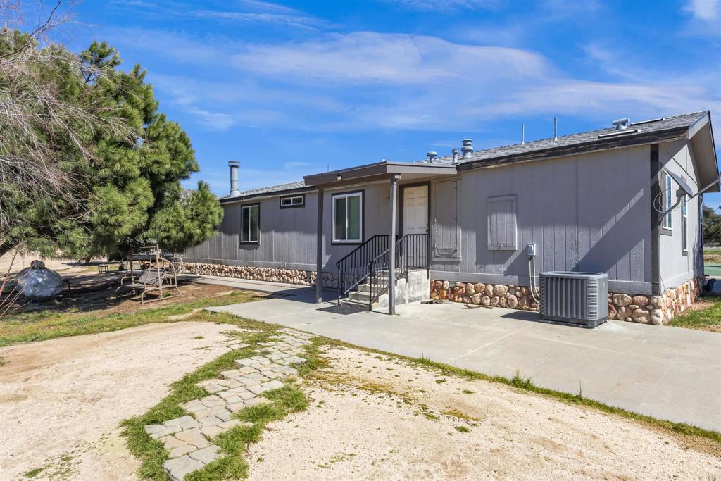35683 Breezy Lane Ranchita, CA 92066 - Photo 16 of 73 a view of a house with snow on the background