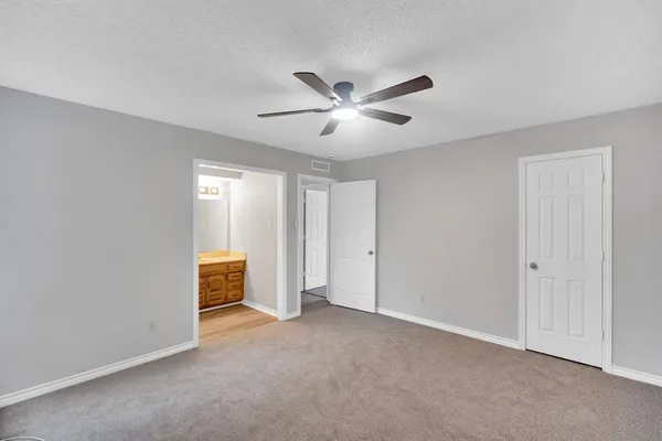 $370,000 | 730 Squire Place, Red Oak, TX 75154