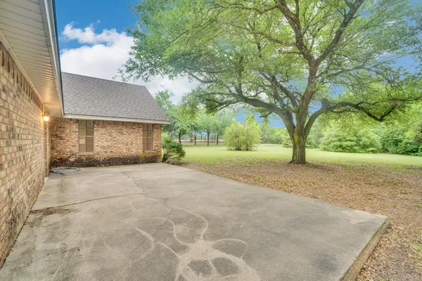 $370,000 | 730 Squire Place, Red Oak, TX 75154
