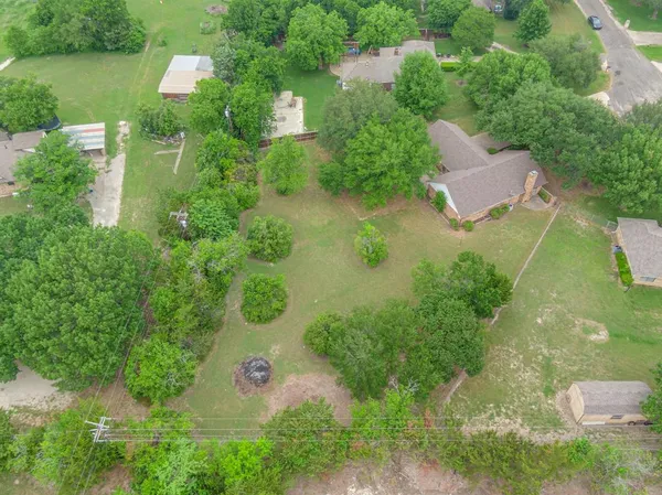 $370,000 | 730 Squire Place, Red Oak, TX 75154