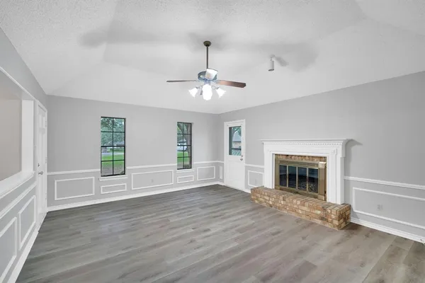 $370,000 | 730 Squire Place, Red Oak, TX 75154
