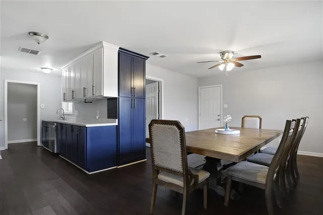 $190,000 | 4307 Oaklawn Drive, Lake Charles, LA 70605