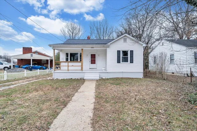 $160,000 | 2906 Glendale Avenue Northwest, Roanoke, VA 24017